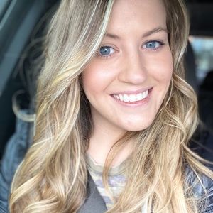 Meet your Posher, Elle